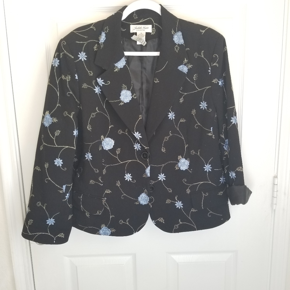 Judith Hart Collection embroidered floral jacket